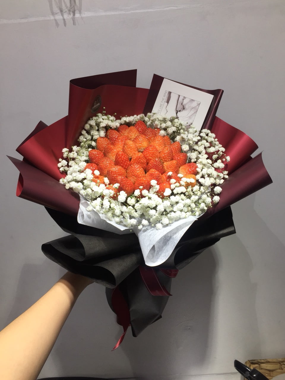 Bó hoa dâu tây 03