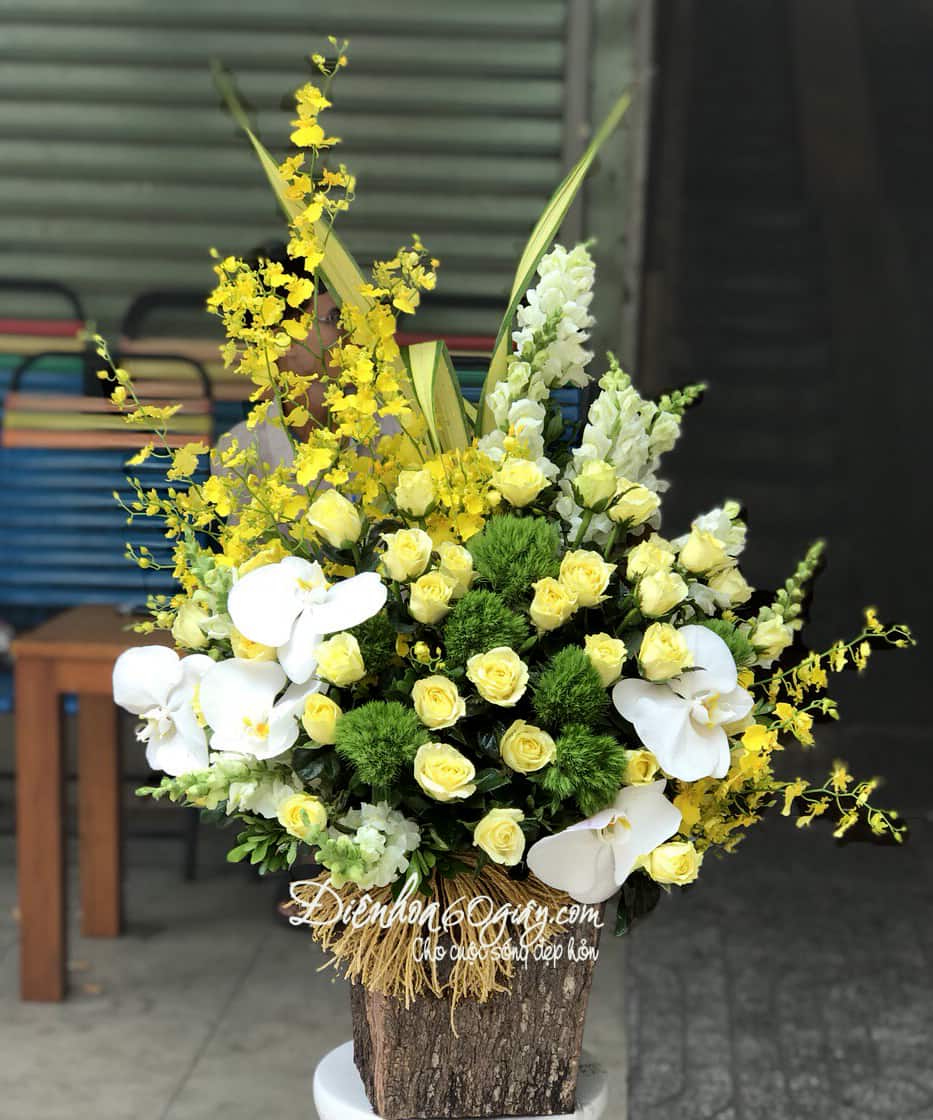 Hộp hoa tươi HHT08